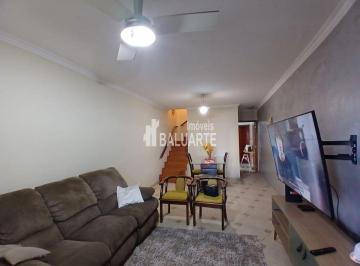 Casa · 100m² · 3 Quartos · 5 Vagas · Jardim Ubirajara: Casa de condomínio com 100 m² com 3 dormitórios, 5 vagas.