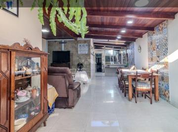Casa · 72m² · 3 Quartos · Casa com 72m², Bairro Rubem Berta, Porto Alegre, Rio Grande do Sul