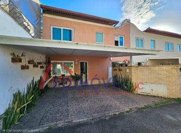 Foto 01 · Casa Duplex em Jardim Camburi! 4 quartos, 2 suítes, 2 vagas, 229m².