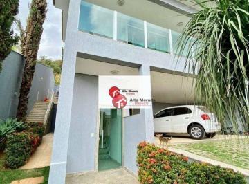 8249a644bcee4fb31378080b7e0e6730780de7fd · Casa em condomínio fechado no bairro Castelo