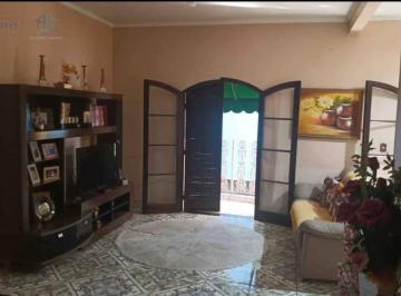 Apartamento · 169m² · 3 Quartos · Apartamento Espaçoso no Centro de Aparecida-SP – Excelente para Airbnb ou P