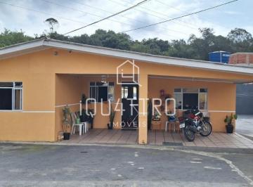Casa · 120m² · 3 Quartos · 4 Vagas · Terreno amplo e plano com 480m² em Colombo, Bairro São Gabriel