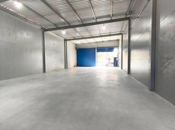 Comercial · 45m² · Loja/Galpão - Avenida