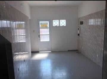 Casa · 90m² · 2 Quartos · 1 Vaga · Excelente casa disponível para aluguel!