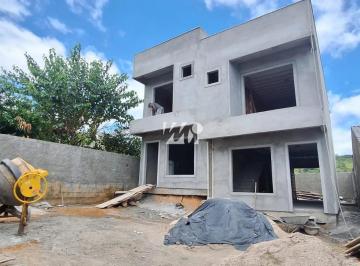 Casa · 80m² · 2 Quartos · 2 Vagas · Sobrado Geminado de 2 Suítes com sacada e 80m² - Bela Vista