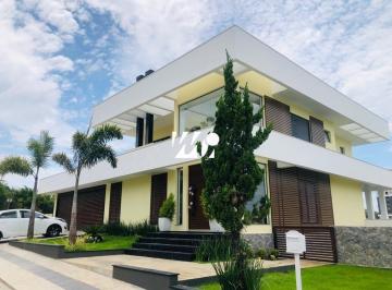 Casa · 421m² · 3 Quartos · 3 Vagas · Casa Alto Padrao Pedra Branca