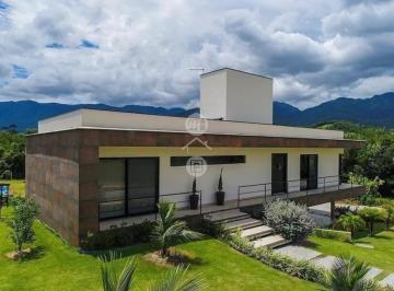 Casa · 300m² · 3 Quartos · 3 Vagas · Casa 3 Quartos com 3 Suítes - Sul do Rio