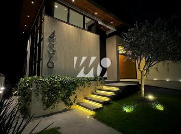 Casa · 486m² · 3 Quartos · 2 Vagas · Casa 3 Quartos com 3 Suítes - Pedra Branca