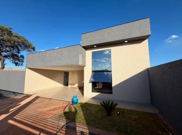 Casa de 2 quartos, Gama · Casa ponte alta norte, 2 quartos com suíte, piscina, churrasqueira, lote 400m², casa nova