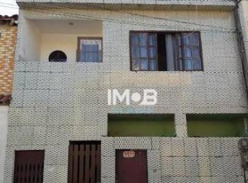 10e14f4652777a99cf8be1e65e8137eec425e69b · Casa a venda