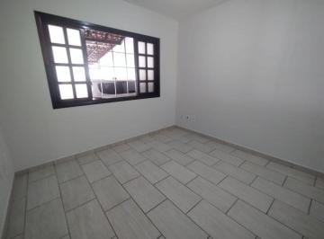 Casa de 3 quartos, Mogi das Cruzes · Sobrado no Jardim Universo com lavanderia, 3 quartos e 2 vagas