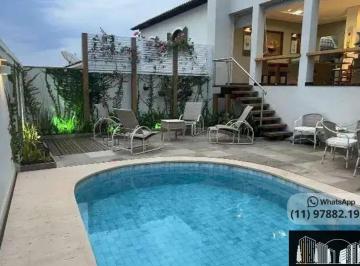 Casa de 4 quartos, São Sebastião · Casa com 381m² na Praia do Partido - São Sebastião