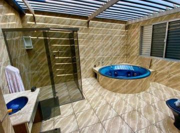 Casa · 190m² · 5 Quartos · Casa à venda - em Taboão