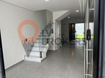 Foto 01 · Sobrado à Venda no Jardim Aeroporto I em Mogi das Cruzes | 3 Quartos, Suíte e Área Gourmet