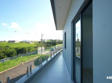 varanda_lateral_casa_oasis-17852508775559.png · Casa a venda em condominio fechado, no Reserva Amary na Enseada Azul