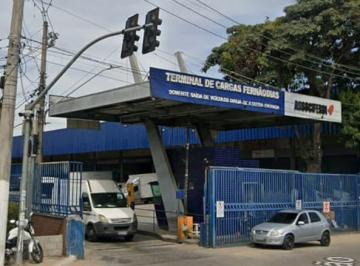 Comercial · 435m² · 5 Vagas · Galpão na Rua Samuel Lucas, 219 - Lote 12 • 435 m²