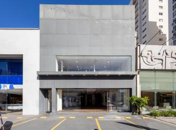 Comercial · 299m² · Loja na Avenida Brigadeiro Faria Lima, 2690 • 299 m²