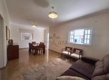 Casa · 254m² · 4 Quartos · 2 Vagas · Casa Sobrado em Condomínio - Residencial Eldorado - Urbanova - 4 Dormitórios - 252m².