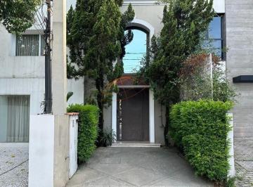 Casa · 120m² · 2 Quartos · Casa para venda em Pinheiros de 120.00m² com 2 Quartos e 1 Suite