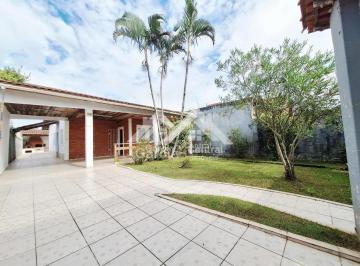 Casa · 162m² · 3 Quartos · 6 Vagas · Casa em Peruíbe