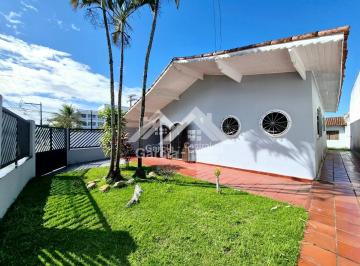 Casa · 140m² · 3 Quartos · 6 Vagas · Casa apenas 350m da praia em Peruíbe