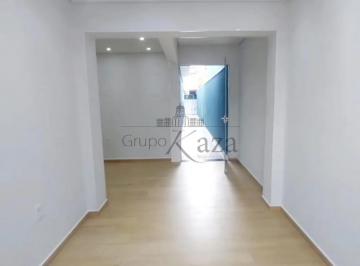 Comercial · 149m² · 7 Quartos · 2 Vagas · Oportunidade - Casa Térrea Comercial - Cidade Salvador - Jacareí - 149,27m².