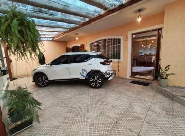 d7fc46b661d508310652e083f96c15a2e2ae467f · Casa com 3 dormitórios, suite, piscina, churrasqueira, 5 vagas de carro - 270 m² área construida - M