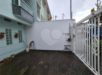 Casa · 191m² · 3 Quartos · 2 Vagas · Sobrado para alugar em Campestre de 191.00m² com 3 Quartos, 1 Suite e 2 Garagens