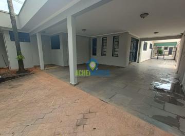 Casa de 3 quartos, Araçatuba · Casa para alugar em São João de 273.60m² com 3 Quartos, 2 Suites e 3 Garagens