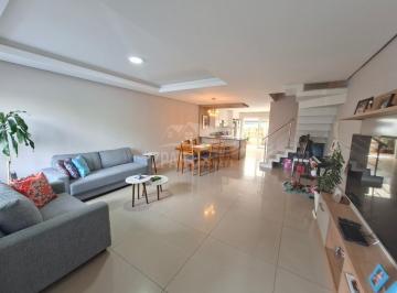 Foto 02 · Casa em Condomínio na Hípica: 3 Quartos, 1 Suíte, 2 Salas, 4 Banheiros, 1 Vaga, 198m² - Porto Alegre