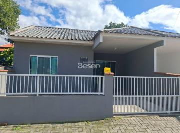 Casa · 52m² · 2 Quartos · 1 Vaga · IMÓVEL COM EXCELENTE LOCALIZAÇÃO NO BALNEÁRIO BRASILIA