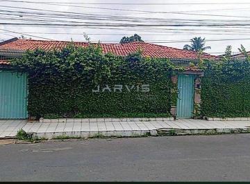 Casa · 344m² · 3 Quartos · 2 Vagas · Vendo casa, numa localização privilegiada próximo aos grandes hospitais da regiã