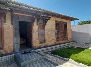 Casa · 180m² · 3 Quartos · 1 Vaga · Casa rústica e aconchegante à venda na badalada praia do Francês - R$ 1.100.000,