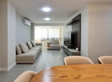 Sala · Duplex na cobertura com vista mar. Mobiliado na Ponta Verde R$ 2.590.000,00