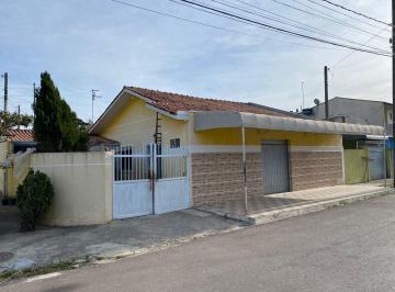 777d488819811b92d0c63c263392db3a7748ec0d · Casa no Rio Pequeno com Sala Comercial Frontal: Espaço, Conforto e Oportunidade de Negócio