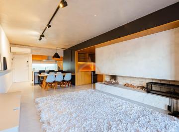 Apartamento · 102m² · 2 Quartos · 3 Vagas · Espetacular apartamento finamente decorado e mobiliado por arquiteto renomado co
