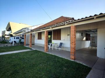 Casa · 150m² · 3 Quartos · 2 Vagas · Casa 3 dormitórios apenas 100 mts do mar