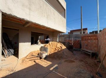 3846_iyg4B77mLRTmSl468_38466a626f1174cfc.jpg · Casa alto padrão 3 quartos sendo 1 suíte - Itapoã