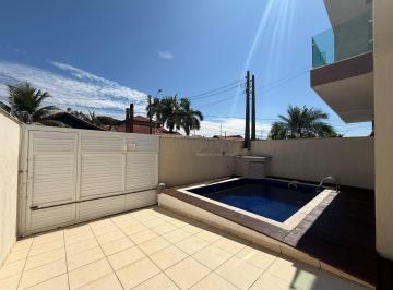 Casa · 115m² · 3 Quartos · 2 Vagas · Casa assobradada impecável com Piscina
