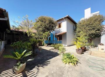 Casa · 290m² · 4 Quartos · 4 Vagas · Casa à venda de 4 quartos e 4 vagas no bairro Castelo - Belo Horizonte/MG