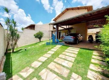 Casa · 242m² · 4 Quartos · 4 Vagas · Casa com 4 Quartos à Venda – 242m² de Área Construída | Lote de 360m² – Álvaro Camargos
