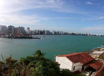 Apartamento · 103m² · 3 Quartos · 2 Vagas · Apartamento com 3 Quartos à Venda em Centro de Guarapari/ES