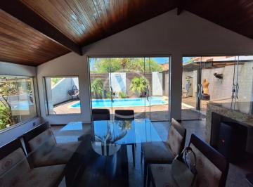 Casa · 300m² · 3 Quartos · 2 Vagas · Casa duplex em condomínio fechado à venda no Village do Sol - Guarapari/ES