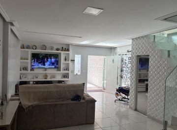 Casa de 3 quartos, Vicente Pires · CASA REFORMADA E PRONTA PARA MORAR ! 3 SUITES MAIS CONFORTO ABSOLUTO EM VICENTE PIRES