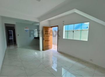 Casa · 70m² · 3 Quartos · 1 Vaga · Sobreposta baixa Nova 3 quartos