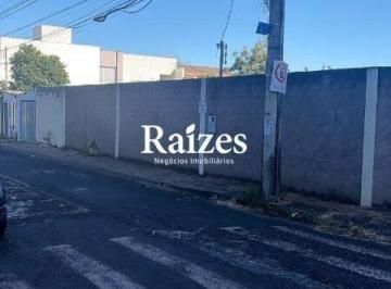 Terreno · 550m² · 2 Vagas · Lote Exclusivo em Uberlândia no Bairro Martins com 550 m²