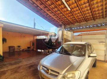 Garagem/estacionamento · Casa (térrea na rua) 4 dormitórios/suite, cozinha planejada