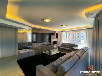 Apartamento · 196m² · 4 Quartos · 2 Vagas · Apartamento com 4 quartos no Anita Garibaldi em Joinville