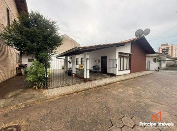 Casa · 114m² · 3 Quartos · 2 Vagas · Casa com 3 quartos no Bucarein em Joinville
