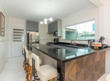 1a637766-76e3-45f9-a672-7acf9381aa77 · Atraente sobrado para venda em Freguesia do Ó com 4 quartos, sendo 1 suíte, 301m²